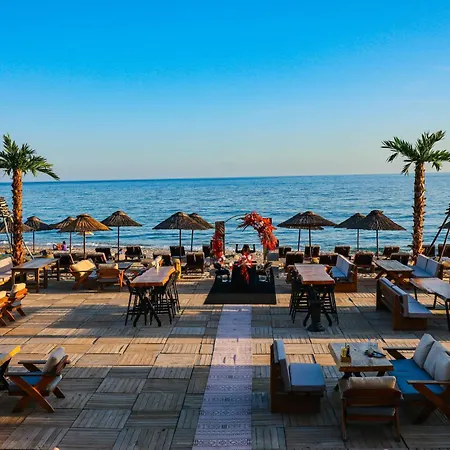 Illusion & Clubhotel - Adults Only Hotell 3*