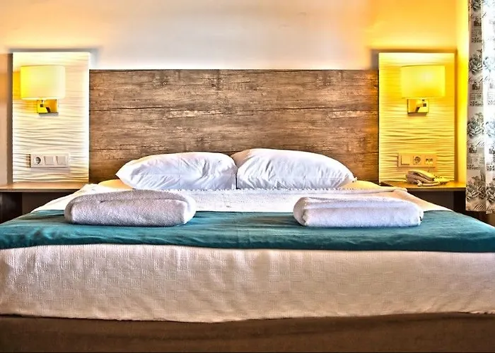 Illusion & Clubhotel - Adults Only Готель 3*