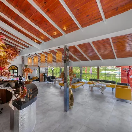 Illusion & Clubhotel - Adults Only