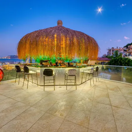 Illusion & Clubhotel - Adults Only Szálloda 3*
