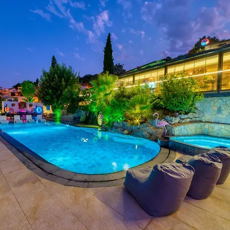 Illusion & Clubhotel - Adults Only Otel