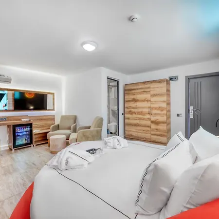Hotel Illusion Clubhotel Only Adult 3*
