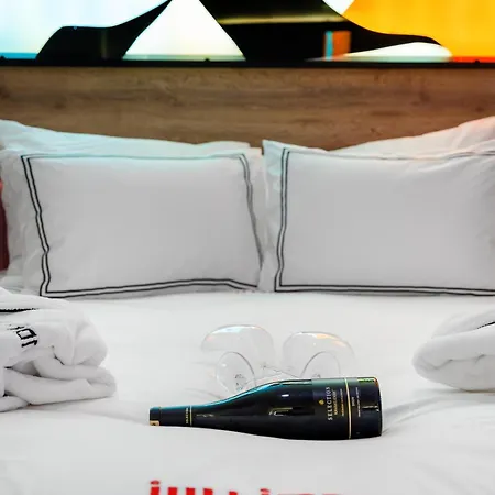 Illusion & Clubhotel - Adults Only Szálloda 3*