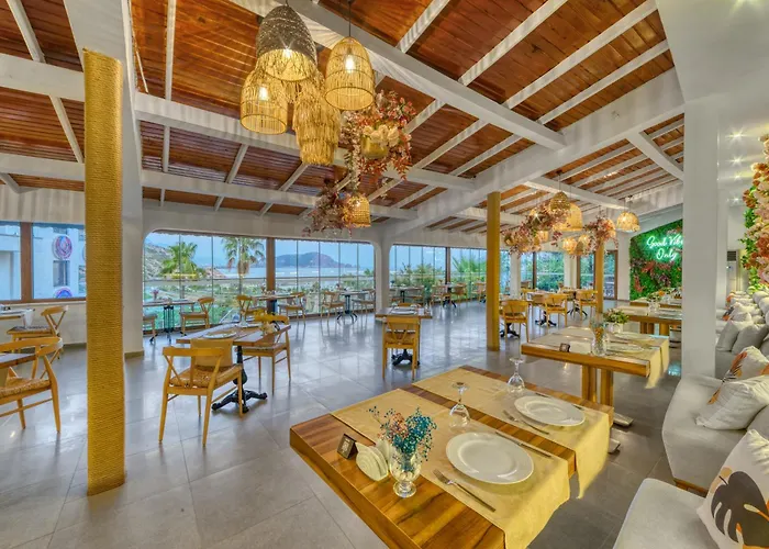 Illusion & Clubhotel - Adults Only Szálloda 3*