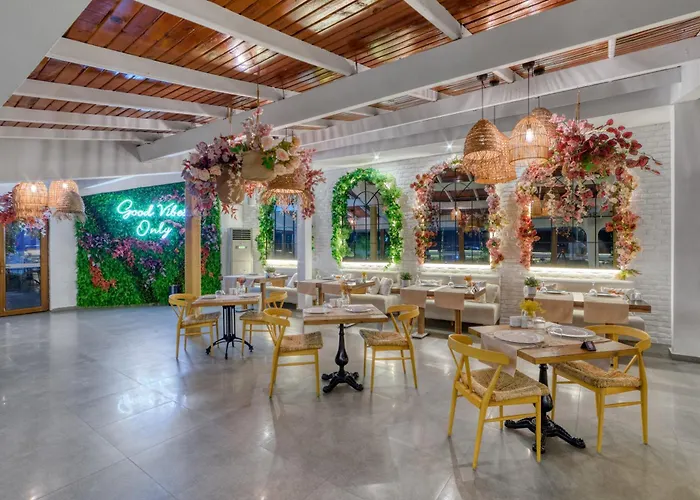 Szálloda Illusion & Clubhotel - Adults Only 3*