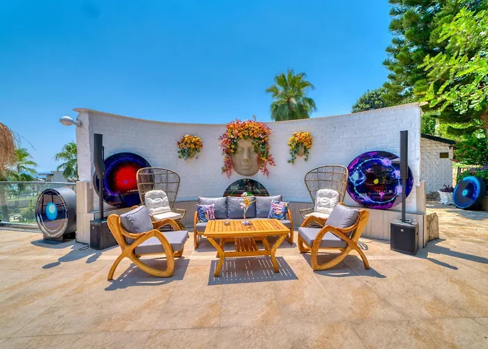 Illusion & Clubhotel - Adults Only 3*