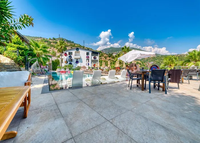 Illusion & Clubhotel - Adults Only 3*