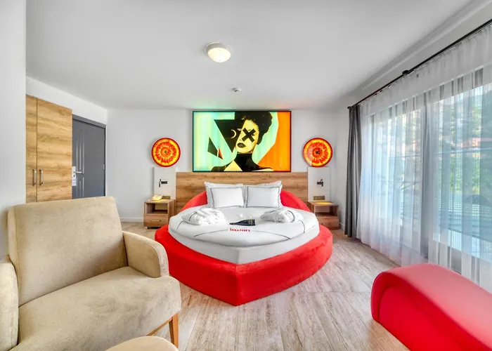 Illusion & Clubhotel - Adults Only Szálloda 3*