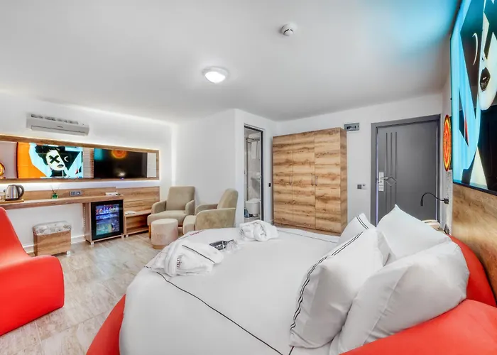 Szálloda Illusion & Clubhotel - Adults Only 3*