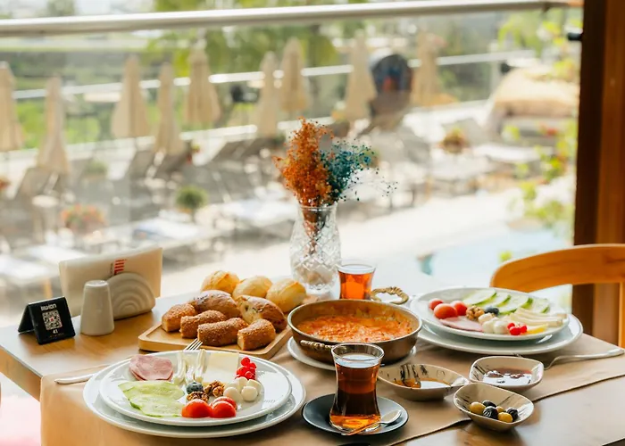 Illusion & Clubhotel - Adults Only